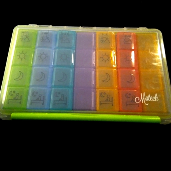 Multicolor Pill Organizer Dispenser - Picture 1 of 3